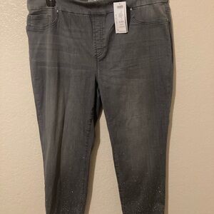 Chico's Cropped Jeans in Charcoal with scattered stones